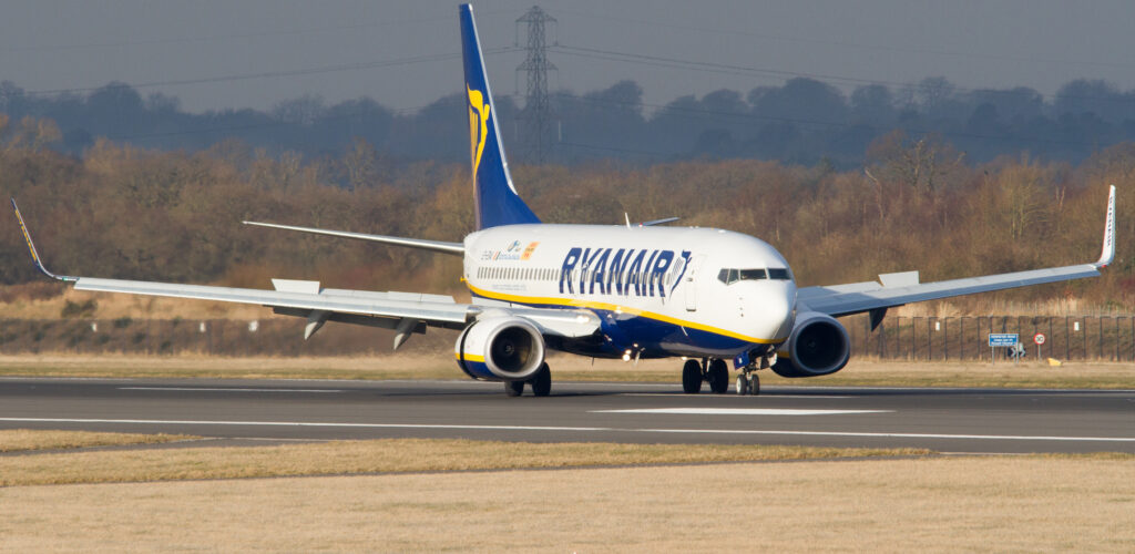 Coronavirus : Ryanair elimina le penali per il cambio volo