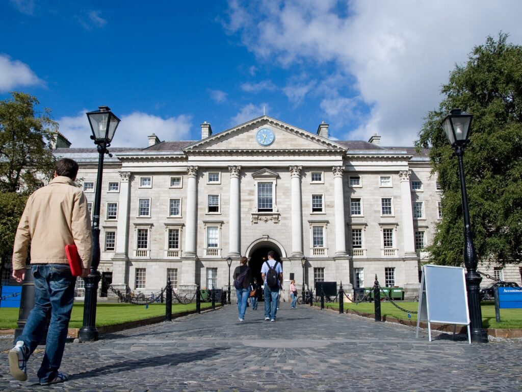 trinity college dublin 1
