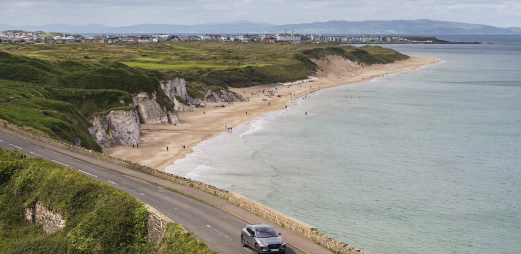 Viaggiare in auto dalla Francia all’Irlanda: Itinerari, Preparazione e Gestione dei Guasti