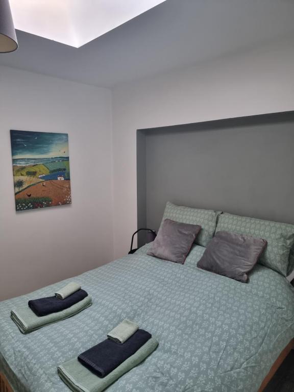 Spacious Curragh 2-bed apartment with own entrance