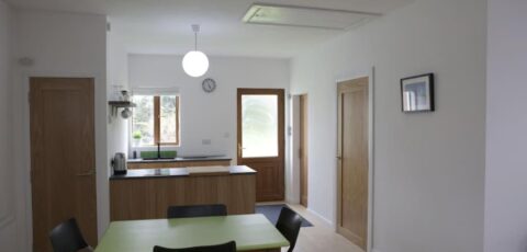 Spacious modern one bedroom apartment
