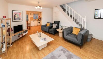 Two bedroom townhouse in the heart of Dungarvan