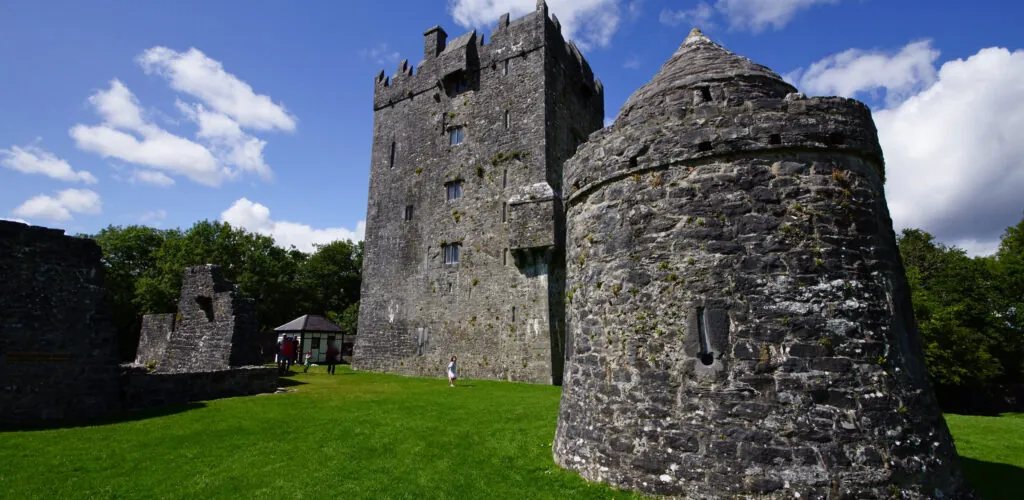 aughnanure castle 2