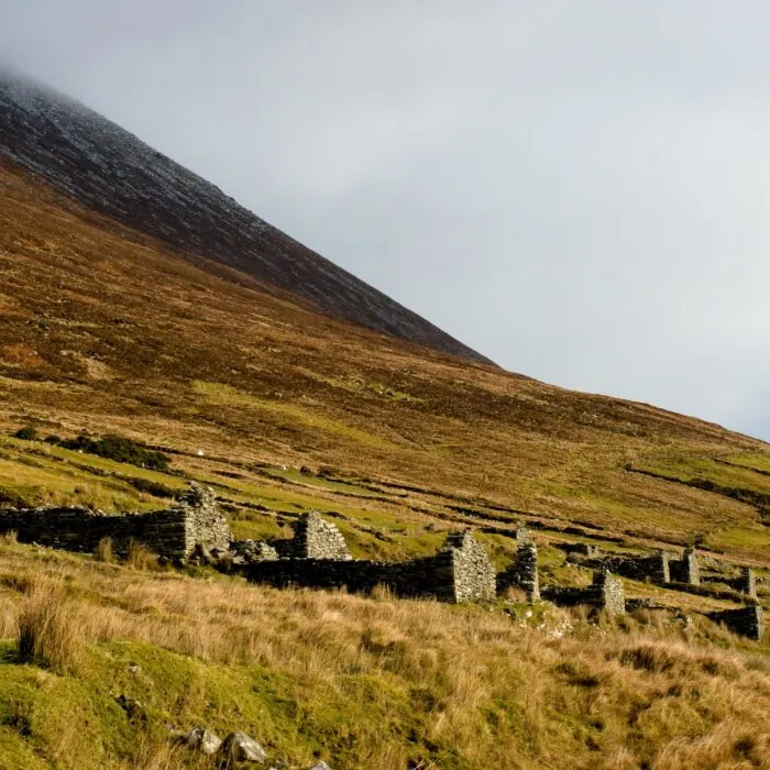 Le village de Slievemore – Guanatos Gwyn – cc