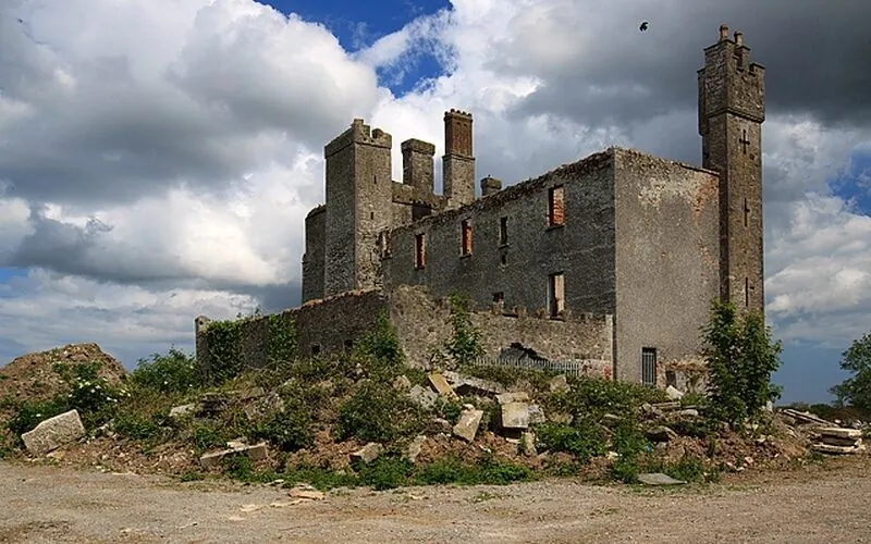athcarne castle1