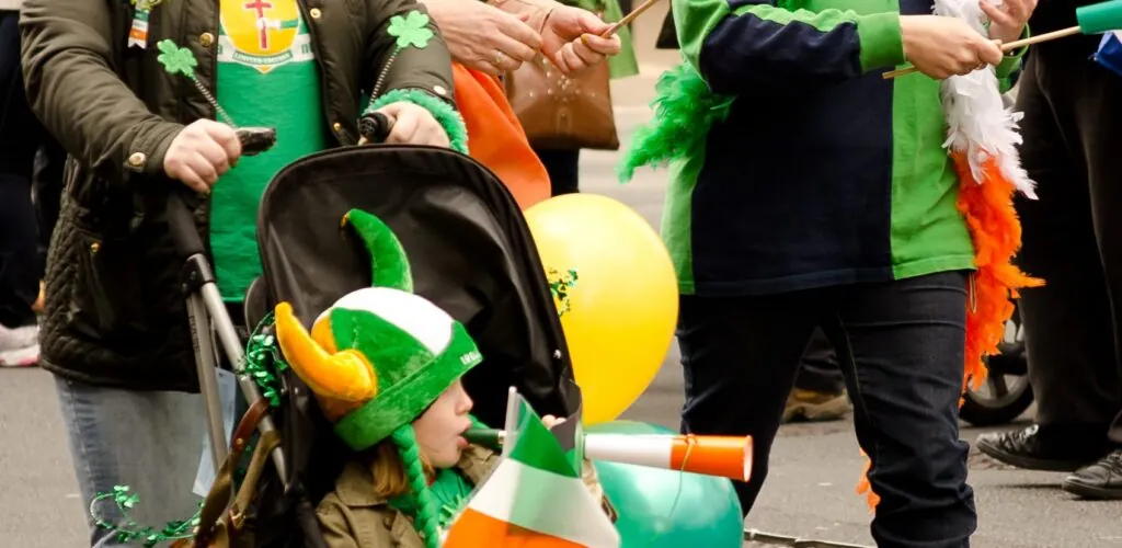 Irlanda del Nord: la bandiera irlandese vietata per la festa di San Patrizio