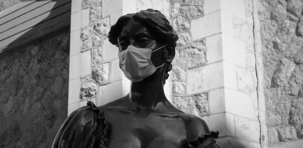 Covid-19 : la liste verte exclurait la France, le Royaume-Uni et l’Italia