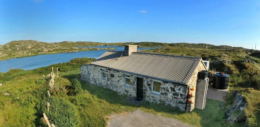 Colpo di fulmine: e se vi innamoraste di questo cottage irlandese a 180.000€?