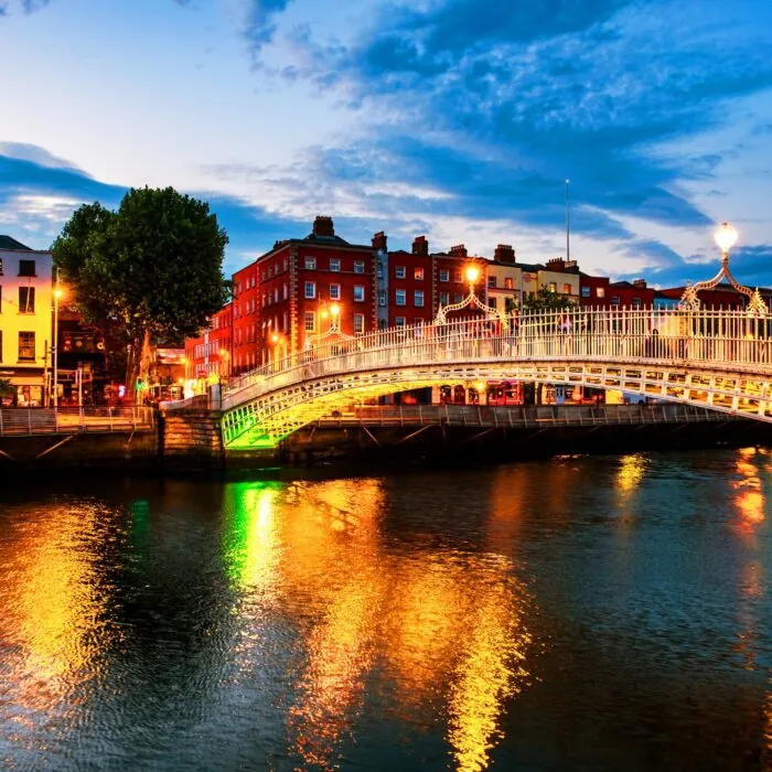 Le Ha'Penny bridge à Dublin - © Madrugada Verde-