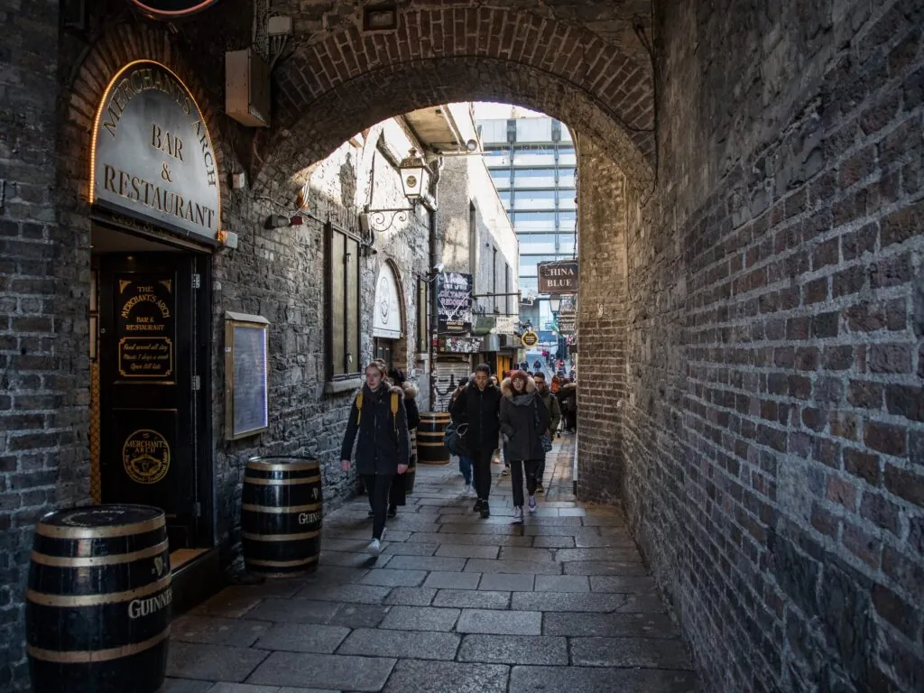 merchant arch