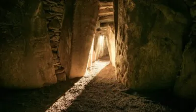 Newgrange 5 Alba a Newgrange durante il solstizio d’inverno