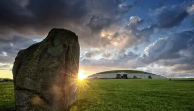 Newgrange 3 Il tumulo preistorico di Newgrange nella contea di Meath