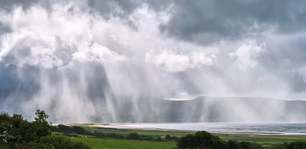 Meteo in Irlanda: piogge, vento e rischio inondazioni