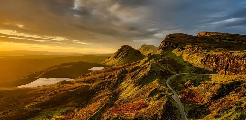 Irlanda o Scozia: quale destinazione scegliere per un viaggio indimenticabile?