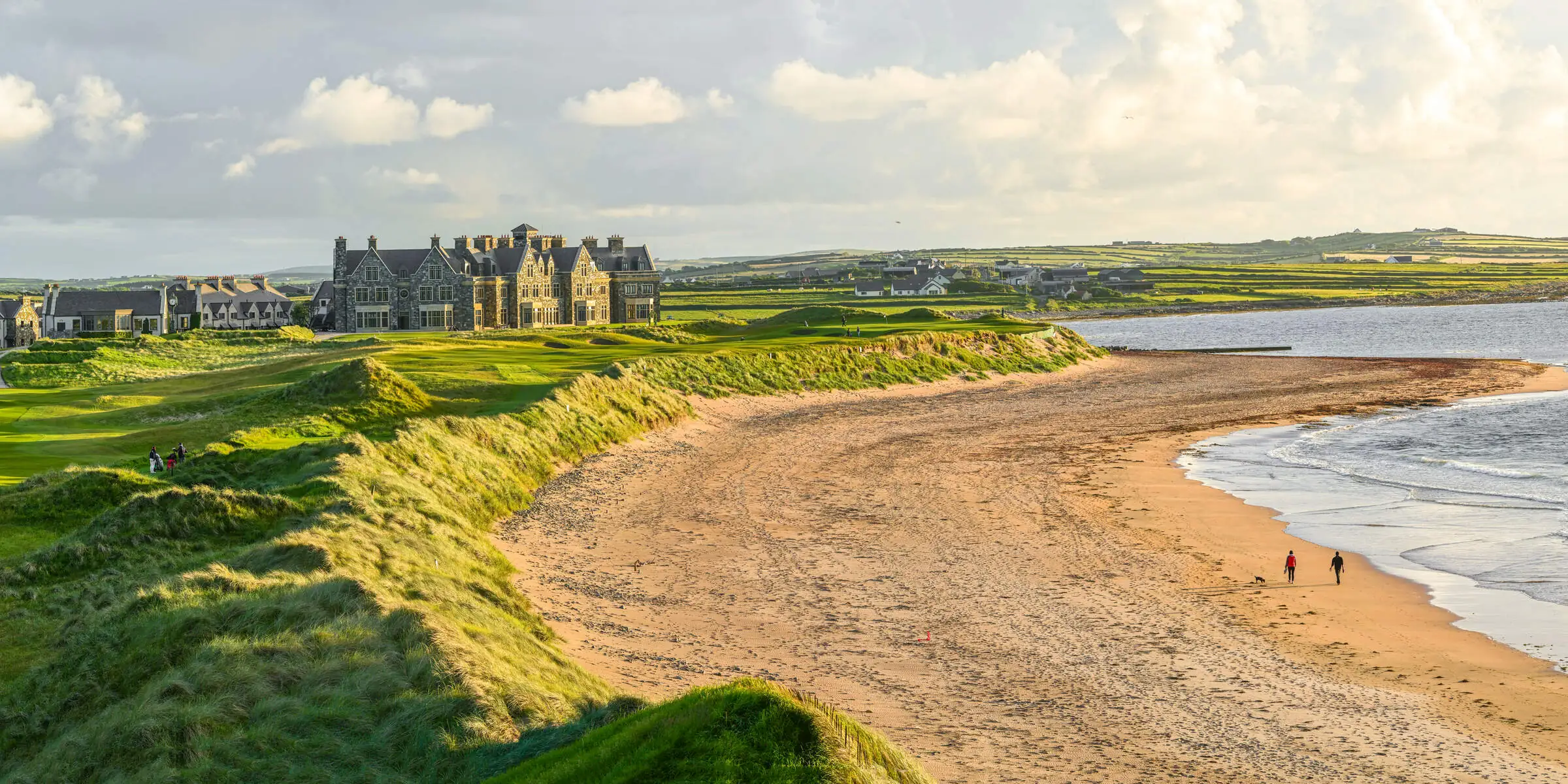 Il Trump International Golf Links and Hotel è stato vandalizzato - Kevin Kenny Photography