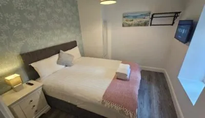 3 Eyre Square Lane