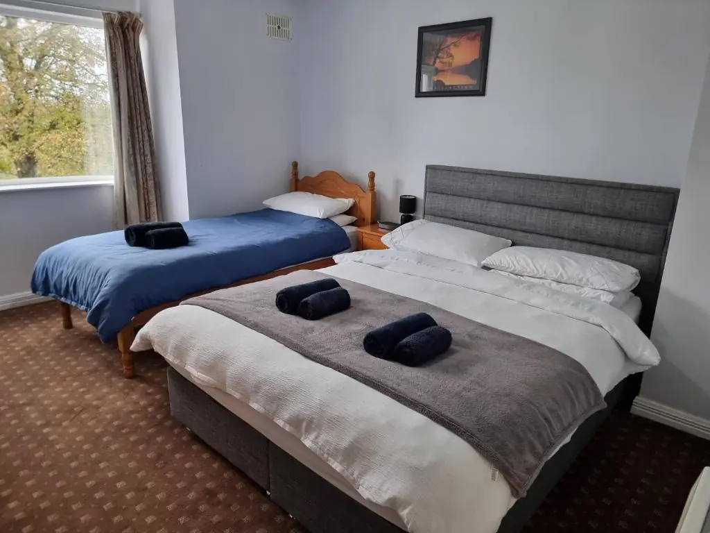 3Bedroom-2Bathroom-Garden-PrivateParking