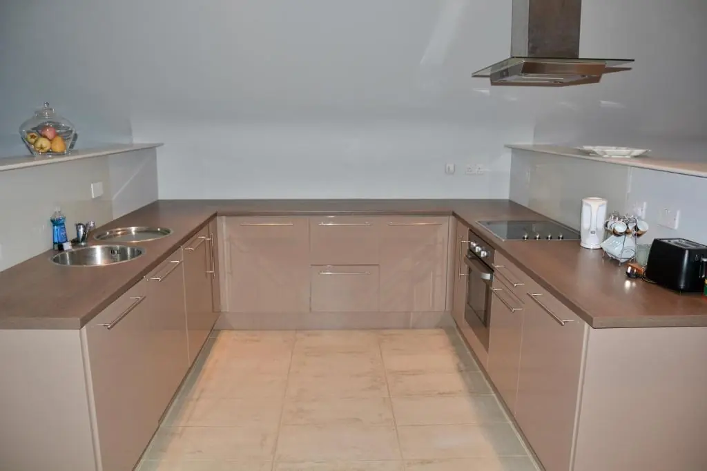 Apartment 3