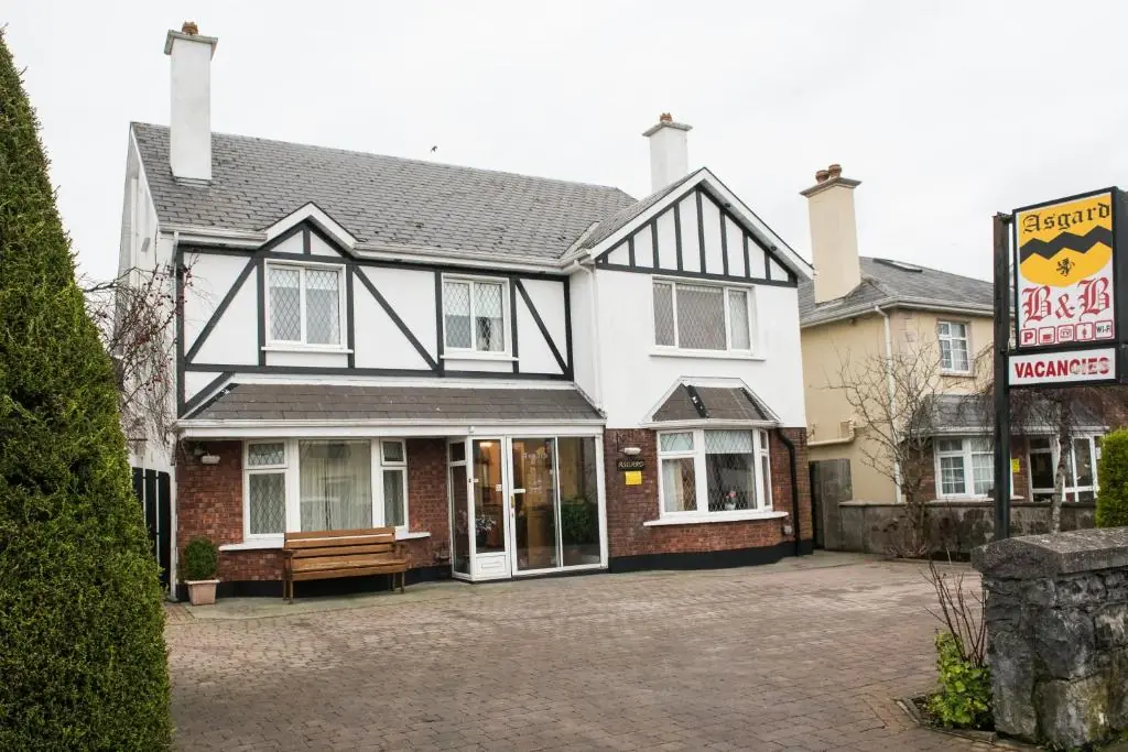 Asgard Guest House