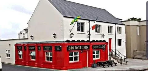 Bridge Inn Studio Apartments