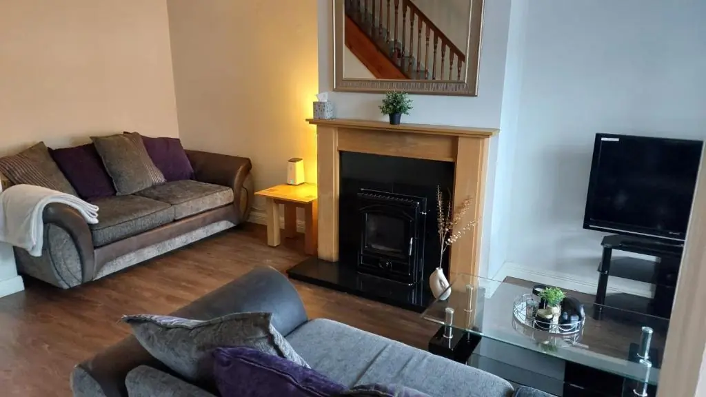 Cosy 2 bed house