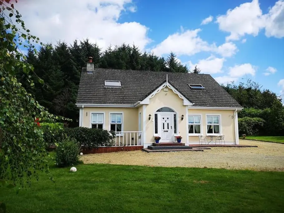 Country home in coolkenno
