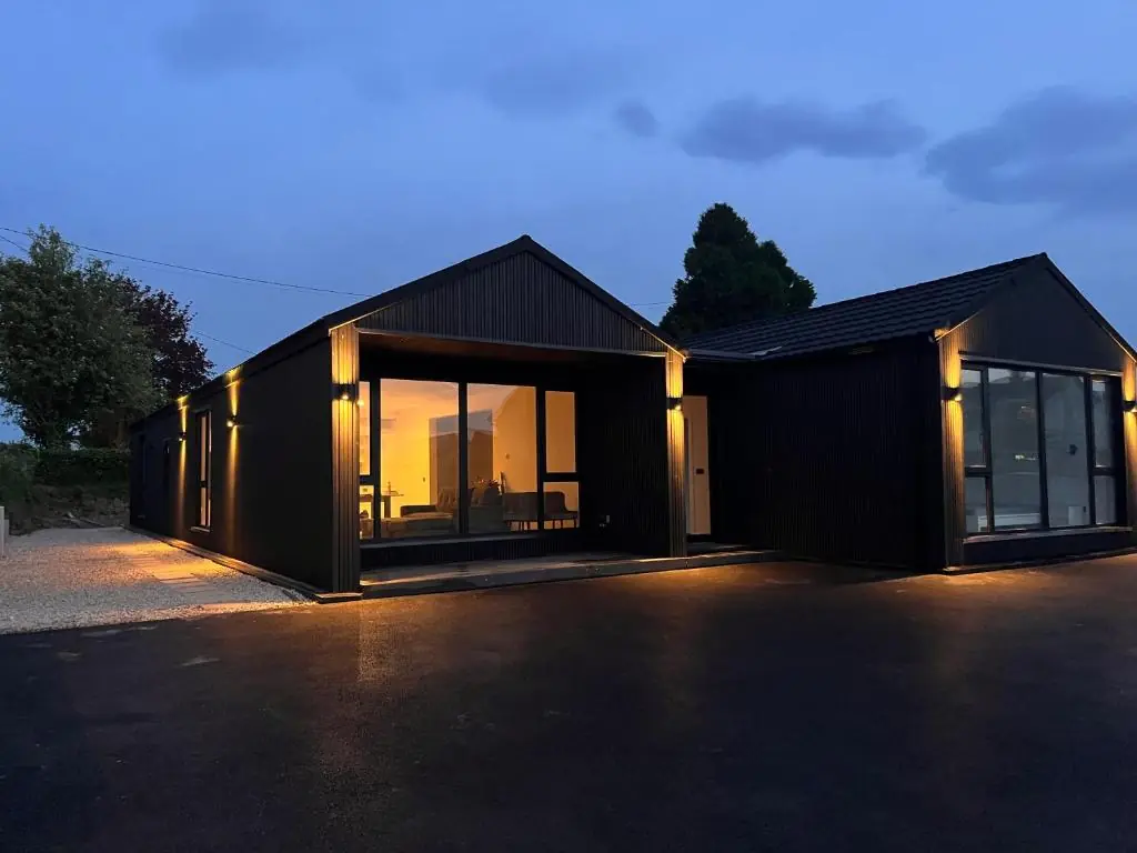 "Deerpark Villa - Sleeps 8