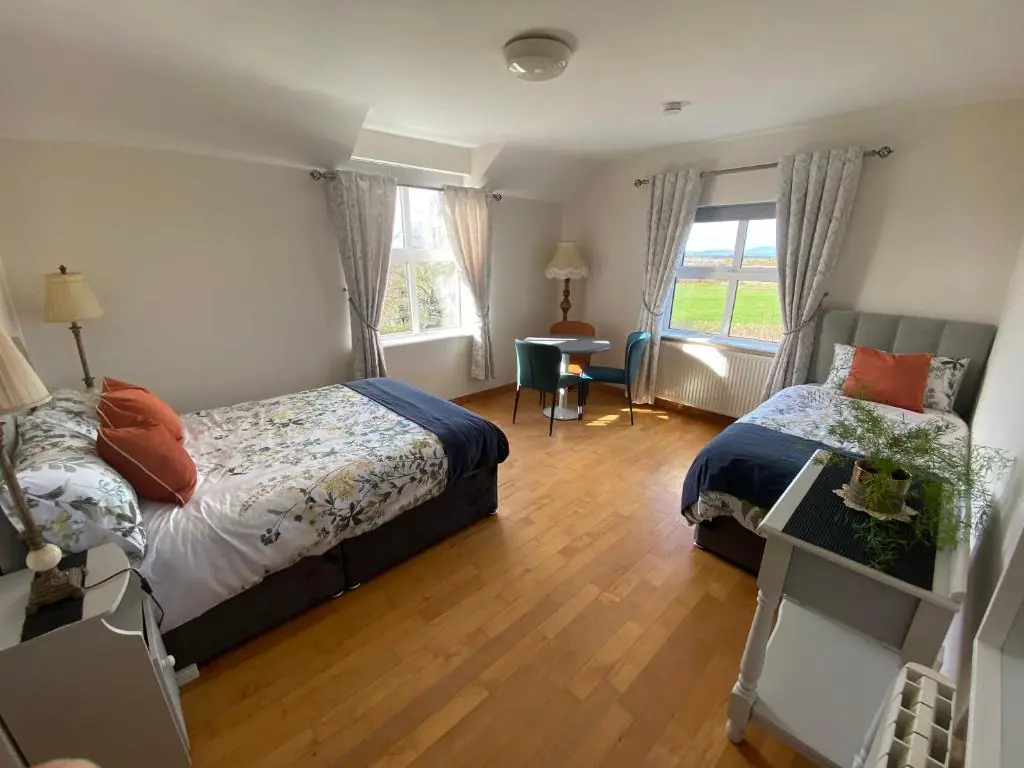 Lough Carra House - Room only with Kitchenette