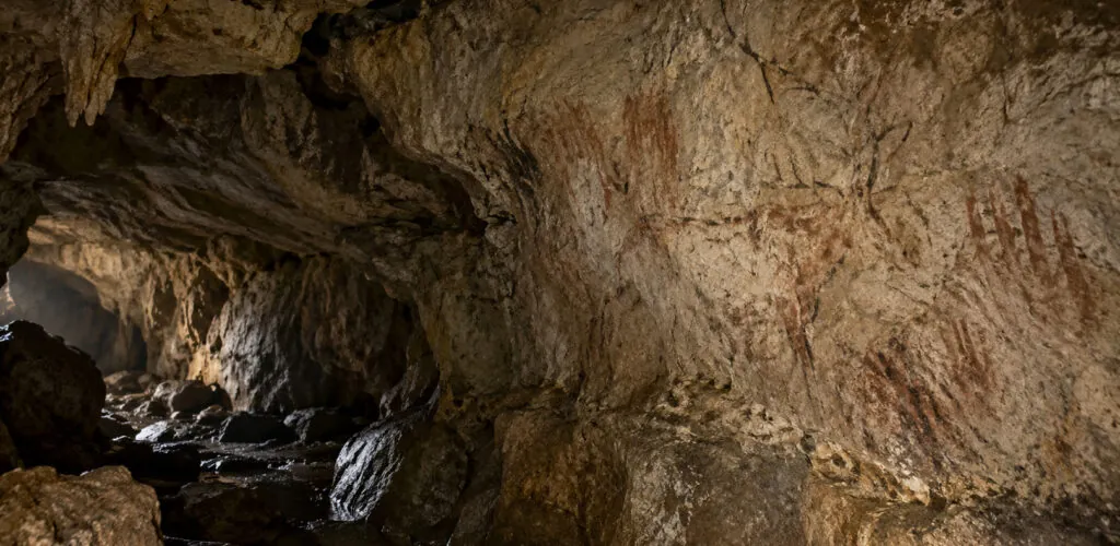 Pitture rupestri risalenti a 15.000 anni fa potrebbero riscrivere la storia dei primi abitanti dell’Irlanda