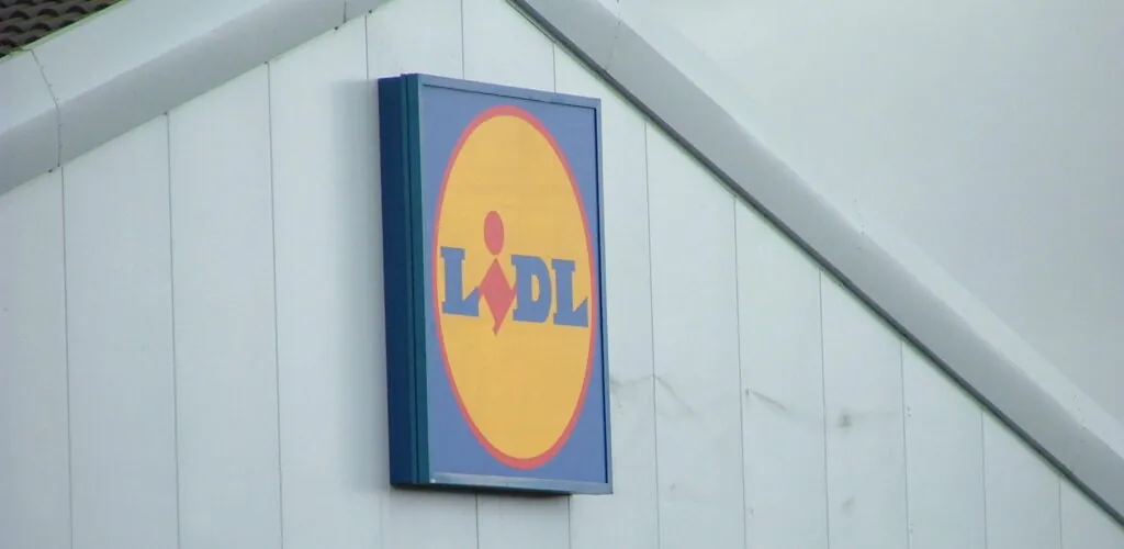 Una pinta dopo la spesa? Vicino a Belfast, Lidl ha il suo pub