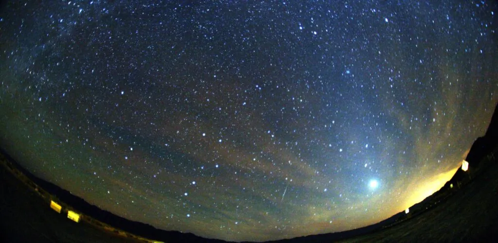 Le polveri della cometa di Halley attraverseranno il cielo d’Irlanda